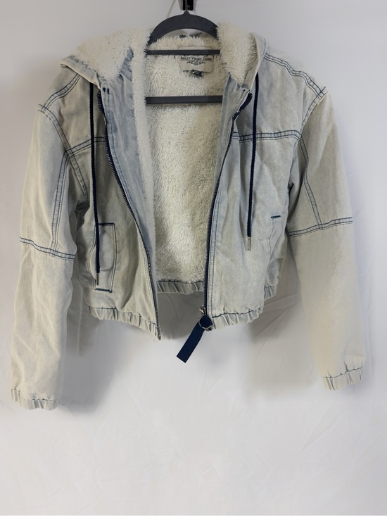Ashley By 26 International Jackets & Blazers - Ashley By 26 International Light Wash Denim Jacket with Cream Sherpa Lining